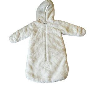Wendy Bellissimo Bunting/Snowsuit- 6-9 Months One Piece White Winter Holiday Fit
